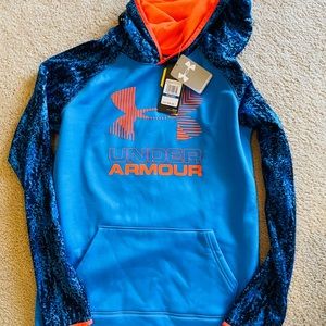 Boys brand new with tags size XL Under Armour sweatshirt